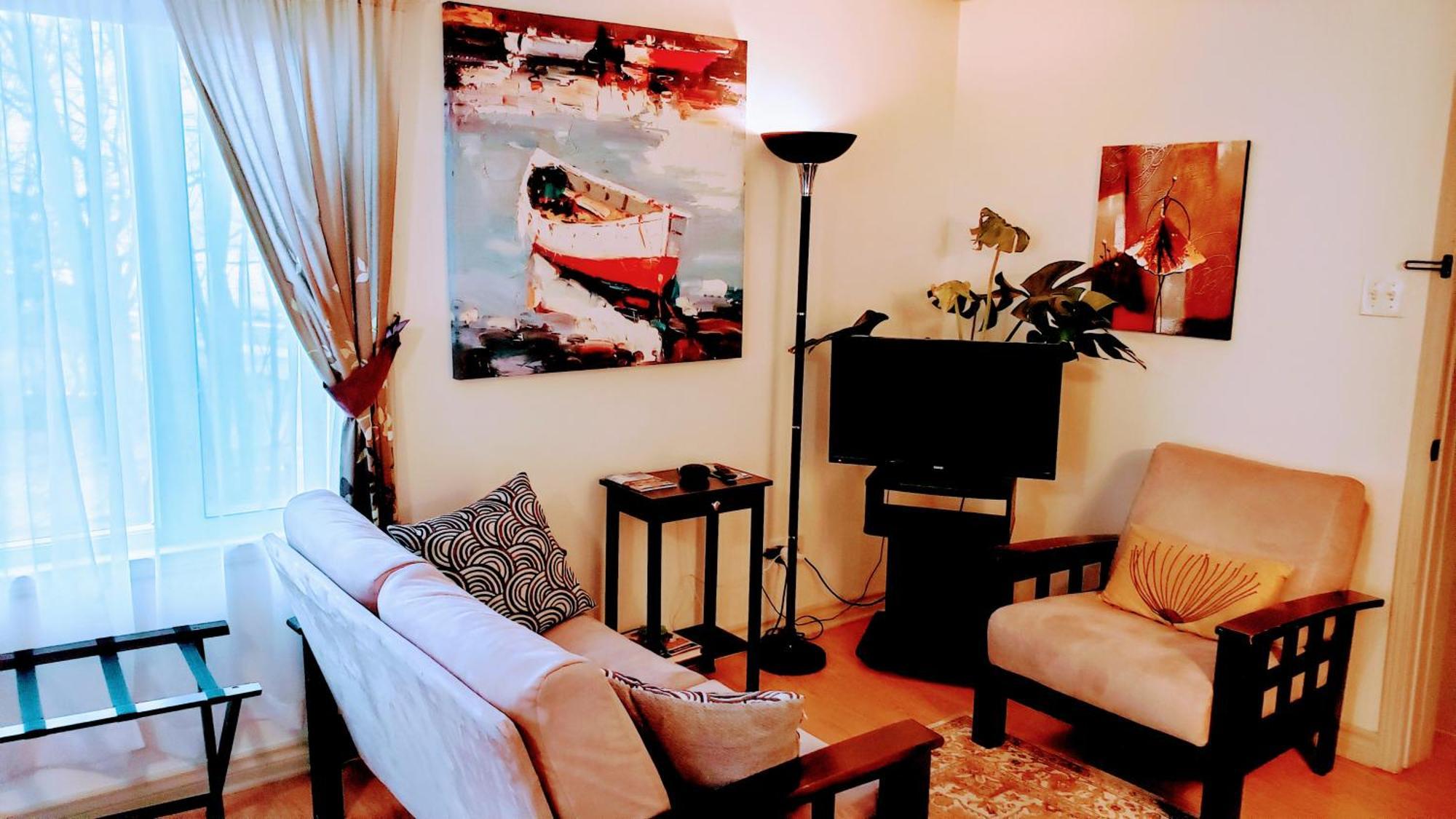 Kokomo Inn Bed And Breakfast Ottawa-Gatineau'S Only Tropical Riverfront B&B On The National Capital Cycling Pathway Route Verte #1 - For Adults Only - Chambre D'Hotes Tropical Aux Berges Des Outaouais Bnb #17542O ภายนอก รูปภาพ
