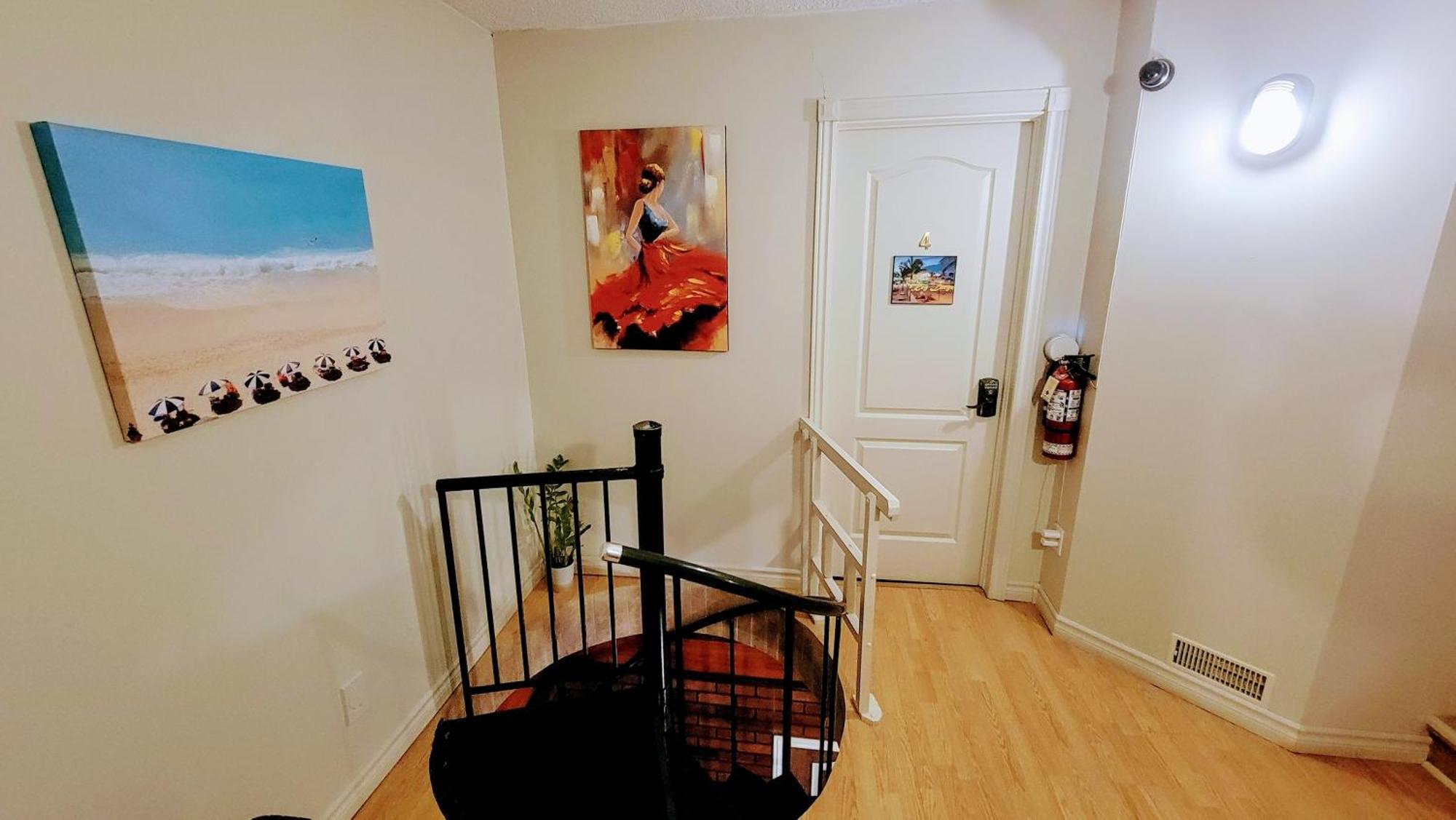 Kokomo Inn Bed And Breakfast Ottawa-Gatineau'S Only Tropical Riverfront B&B On The National Capital Cycling Pathway Route Verte #1 - For Adults Only - Chambre D'Hotes Tropical Aux Berges Des Outaouais Bnb #17542O ห้อง รูปภาพ